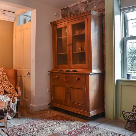 Tatil Evi Kilaine Loftus